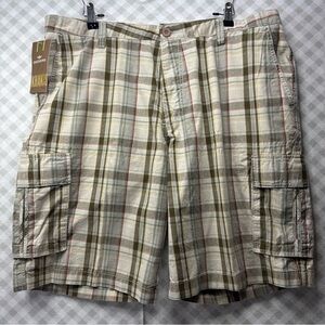 Dockers Men's Plaid Cargo Shorts Casual Summer Wear Size 40 NWT